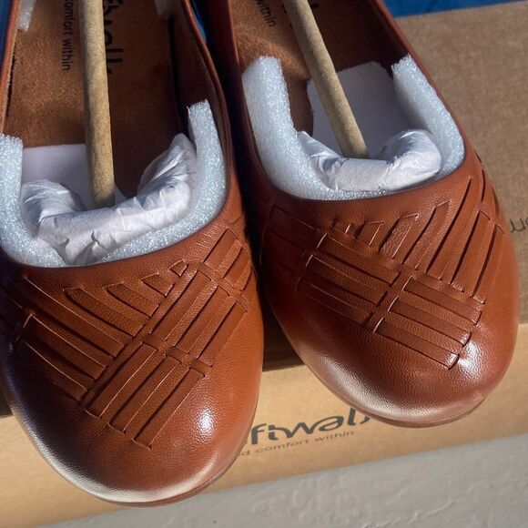 SoftWalk Women's Tan Loafers, sz 6w, 7C-128S006 - Picture 3 of 4